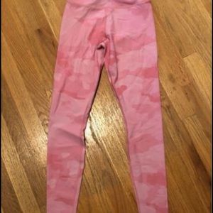 Alo Size small pink camo workout pants